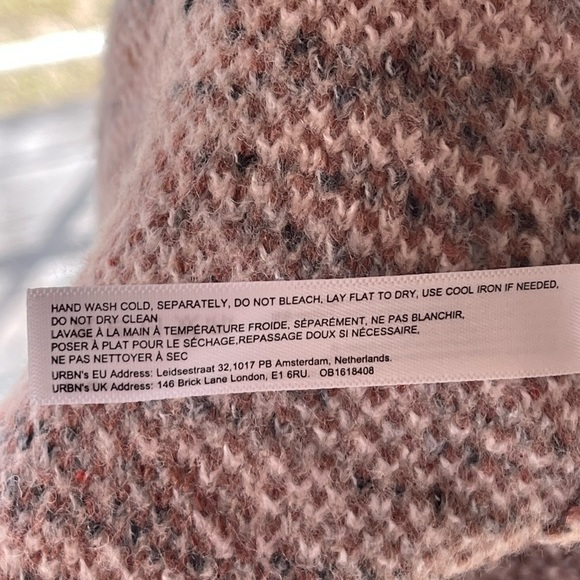 Anthropologie Chevron Knit Duster. Worn 1x. Like new - Picture 9 of 11